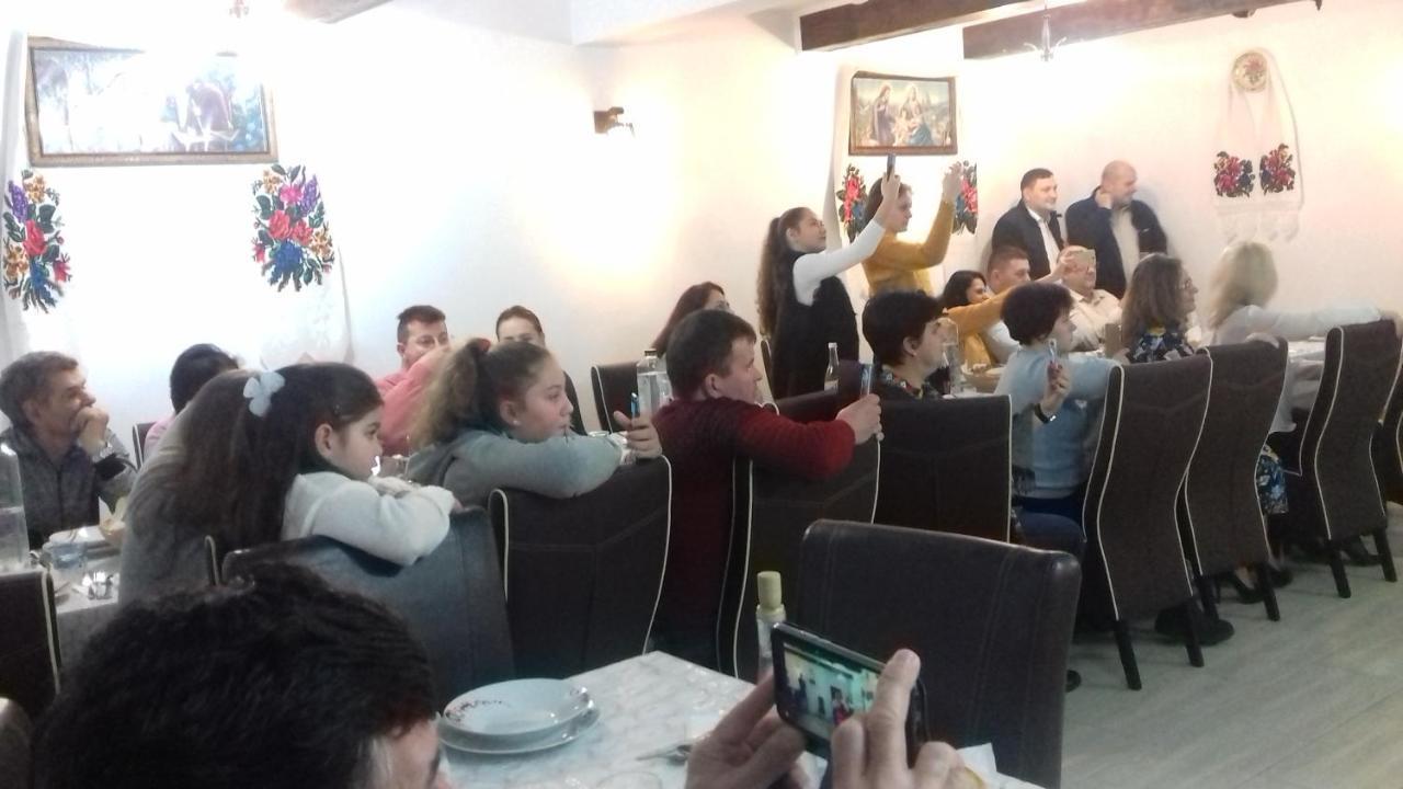 Pensiunea Popan Şieu Zewnętrze zdjęcie
